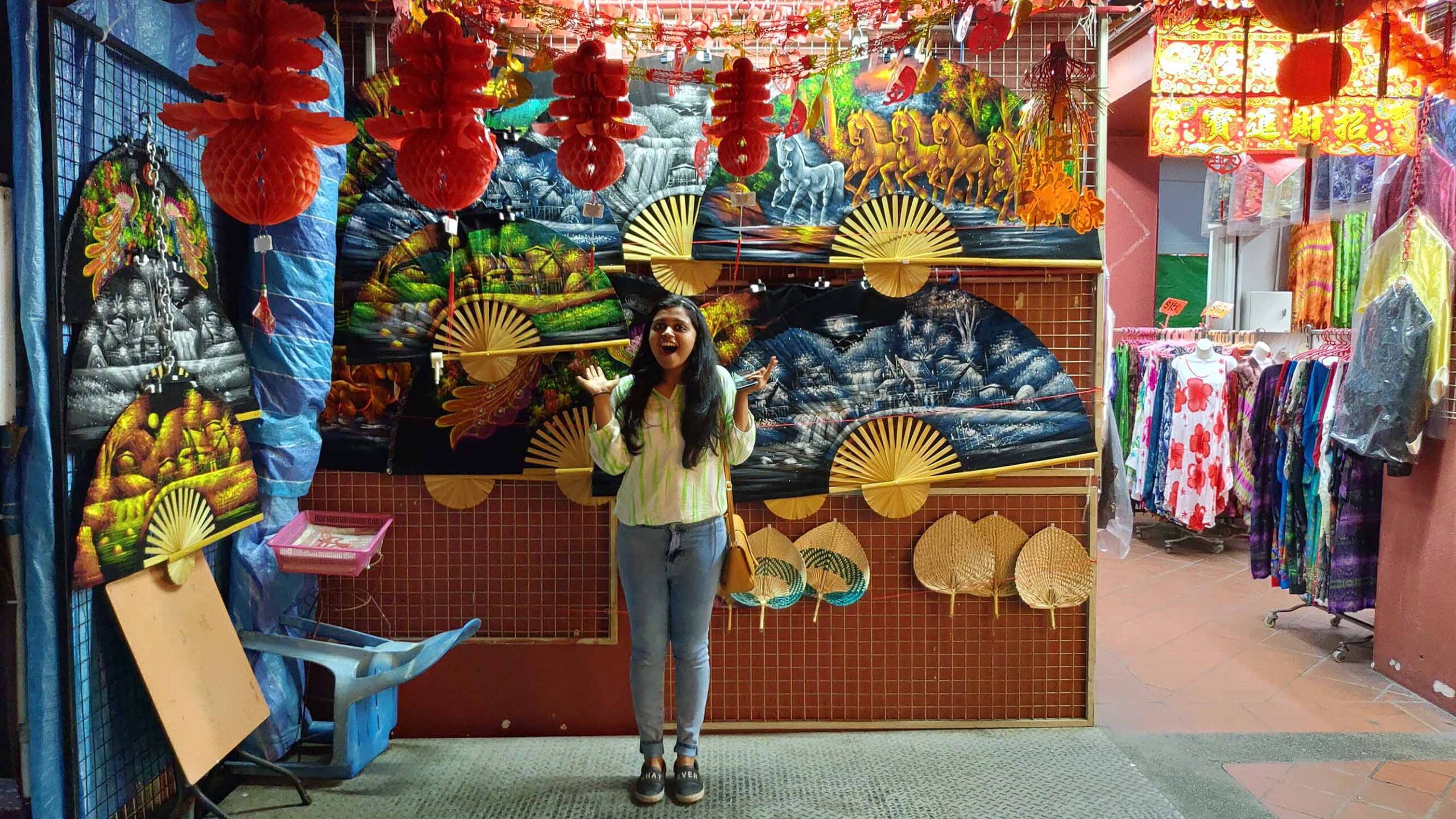 shopping street chinatown